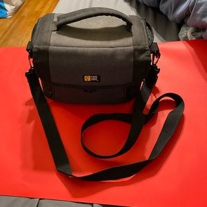 Case Logic camera bag, small gray and black with pockets